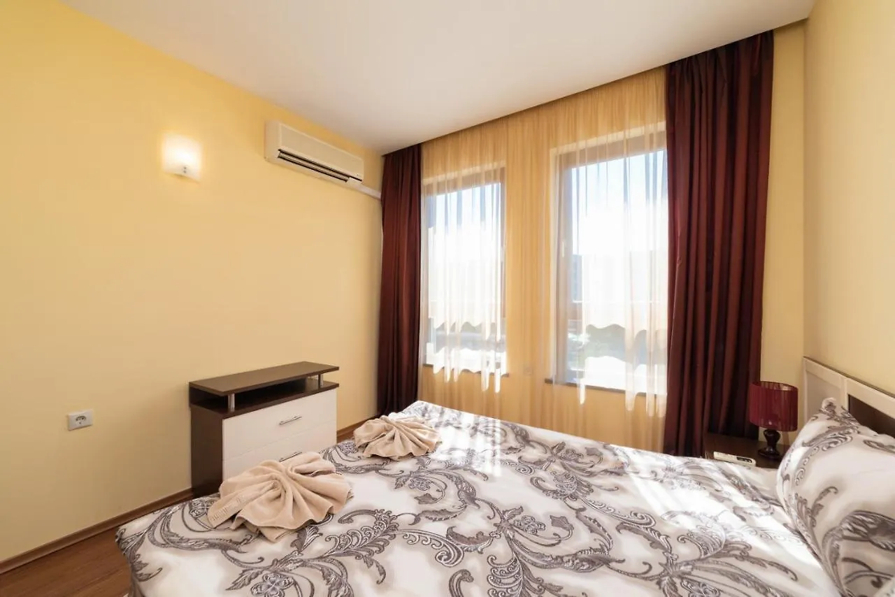 Admiral Amazing Sea View Apartman Aranyhomok 0*,